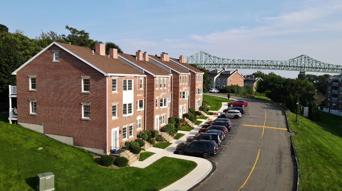 51breakwaterdriveadmiralshilllivewell